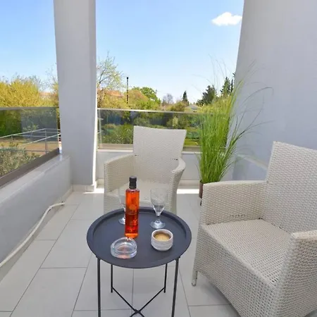 Potamos Deluxe White Apartment Dış mekan fotoğraf